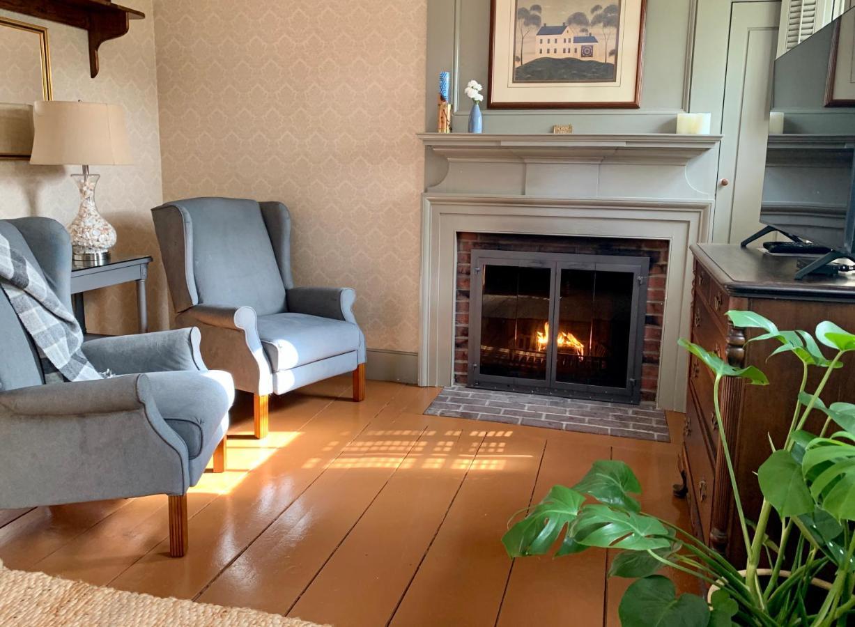 Ashley Manor Bed and Breakfast Barnstable Εξωτερικό φωτογραφία