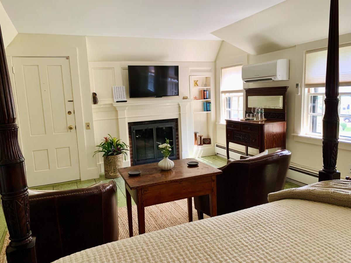 Ashley Manor Bed and Breakfast Barnstable Εξωτερικό φωτογραφία