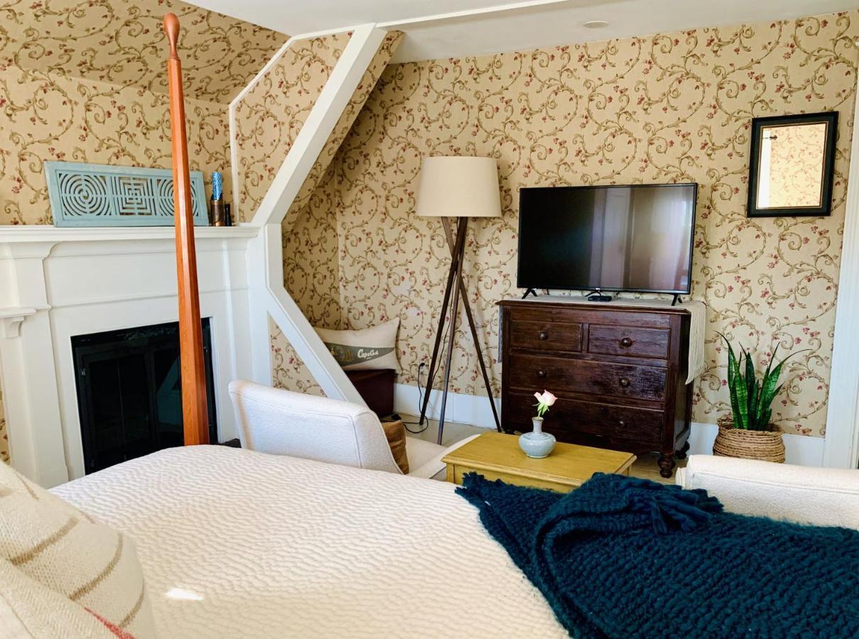Ashley Manor Bed and Breakfast Barnstable Εξωτερικό φωτογραφία