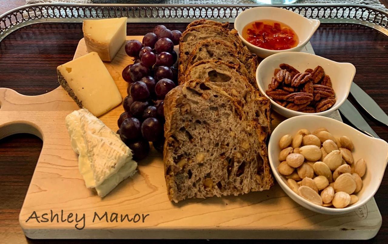 Ashley Manor Bed and Breakfast Barnstable Εξωτερικό φωτογραφία